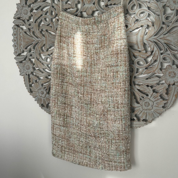 ISO Badgley Mischka mid-lend Pleated Skirt - Size 2, Elegant & Chic - Picture 3 of 10